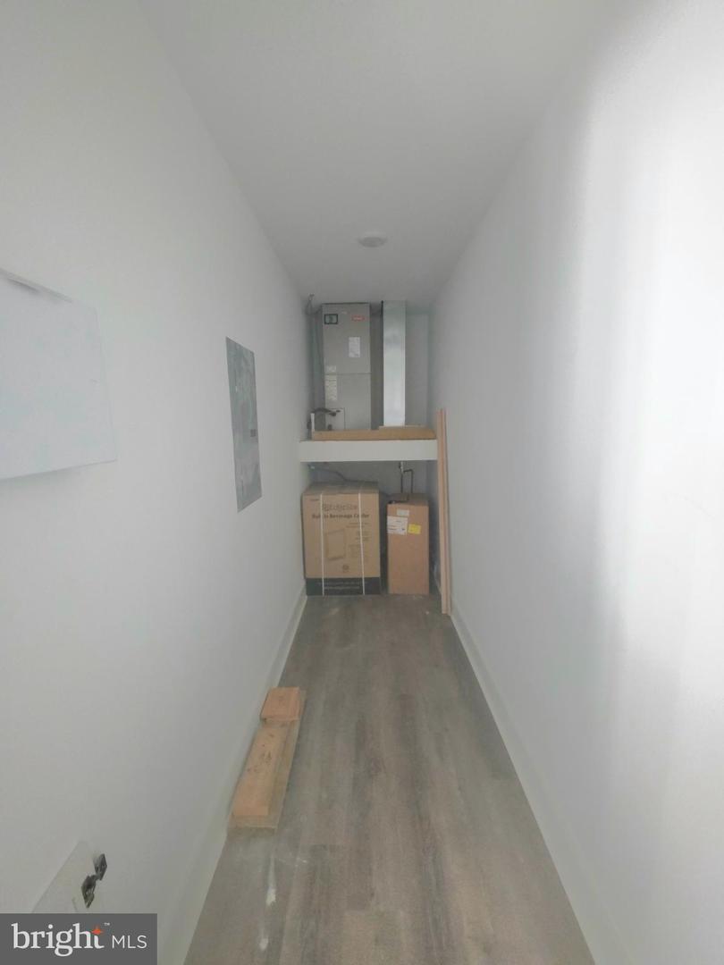 3925 Haverford Ave #100 Property Photo 15