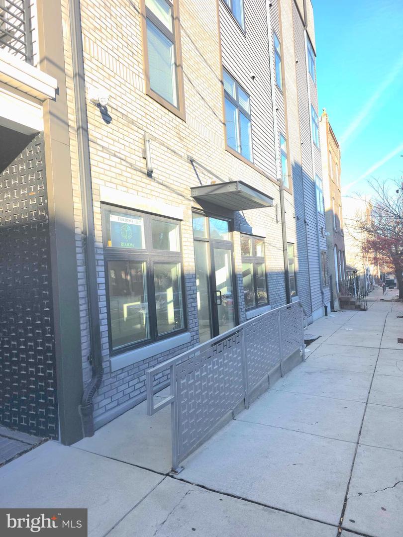 3925 Haverford Ave #100 Property Photo 17