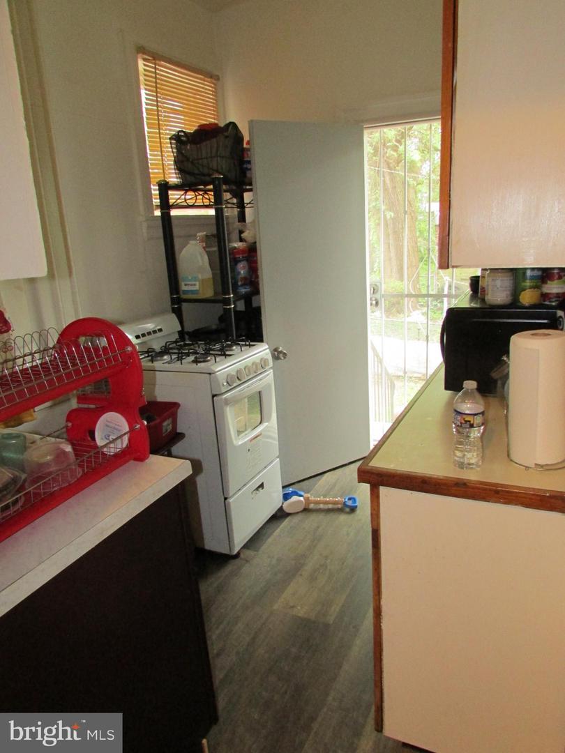 524 W Tabor Rd Property Photo 6