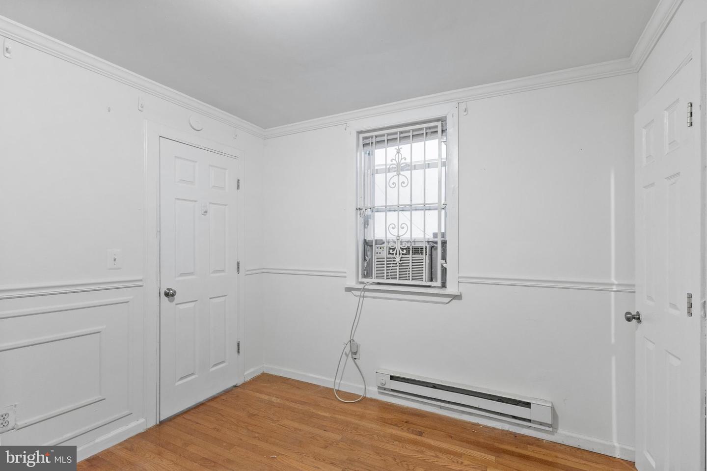 1625 W Montgomery Ave Property Photo 11