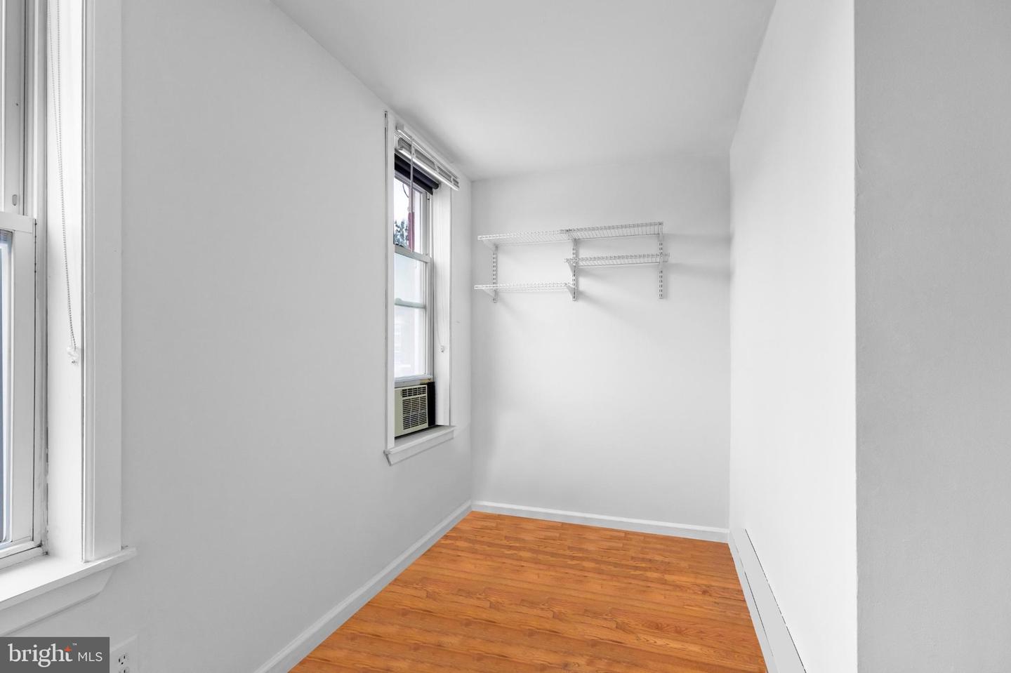 1625 W Montgomery Ave Property Photo 15