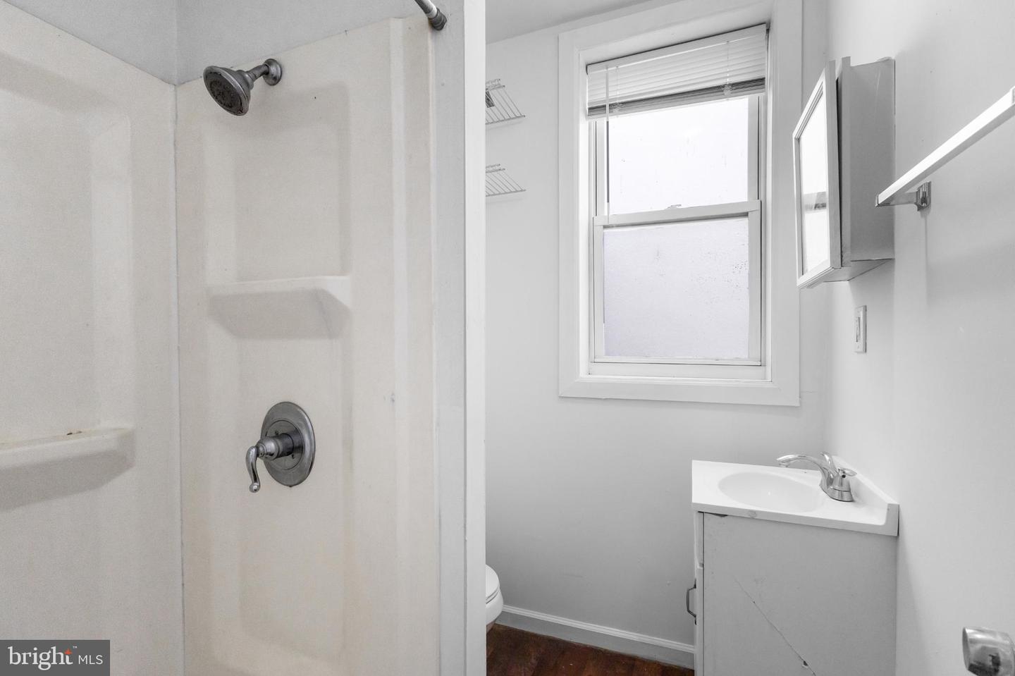 1625 W Montgomery Ave Property Photo 32