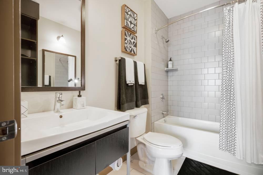 1901-39 Callowhill St #912 Property Photo 15