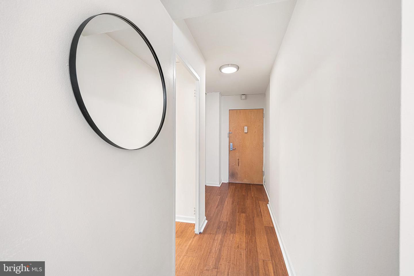 604-36 S Washington Sq #2606 Property Photo 21