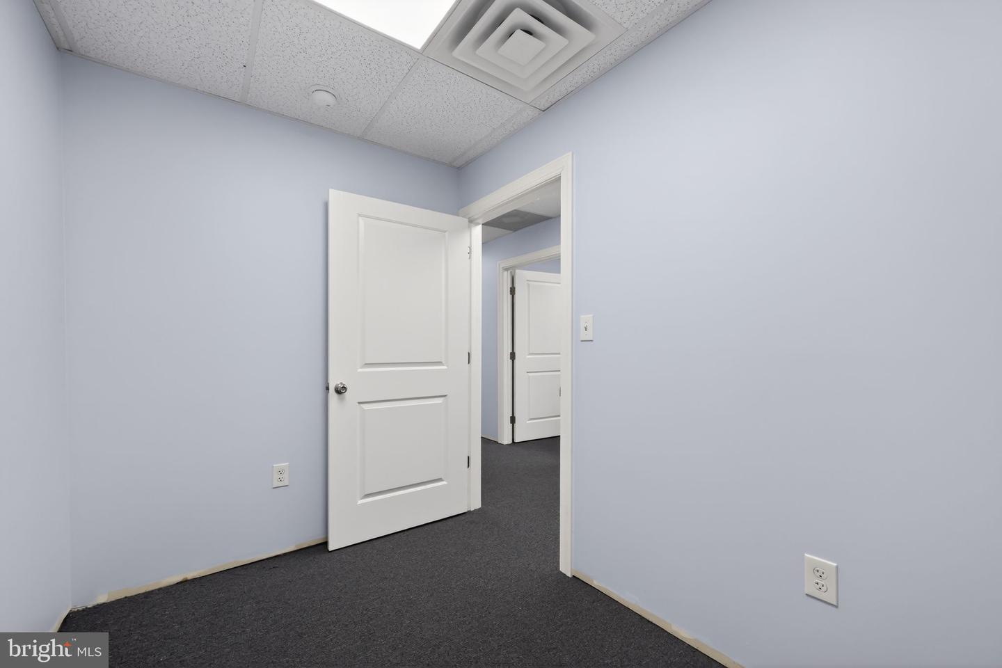 3150 Willits Rd Property Photo 12