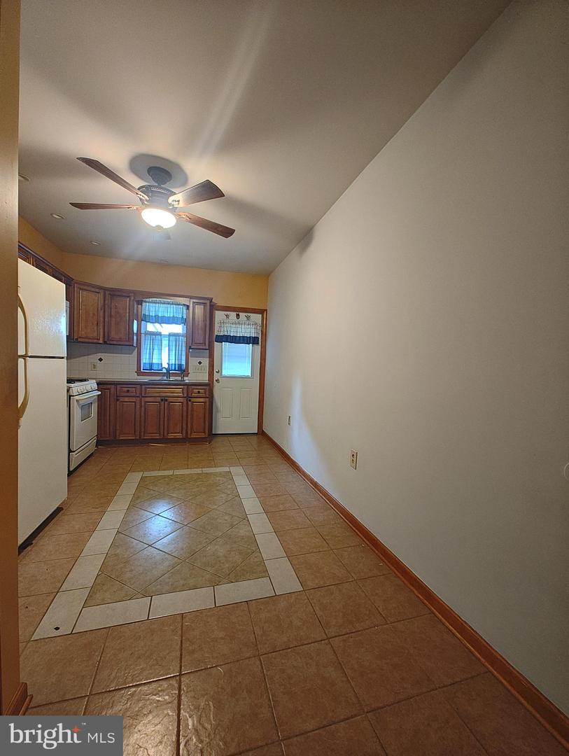 3274 Cedar St Property Photo 5