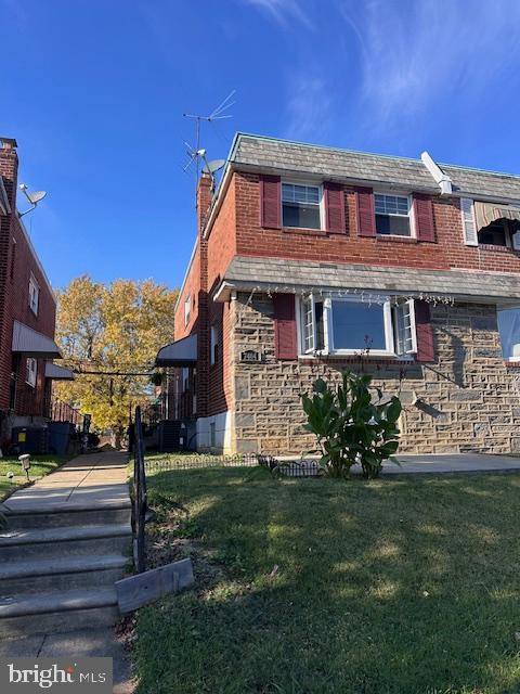 7404 Brous Ave Property Photo 1