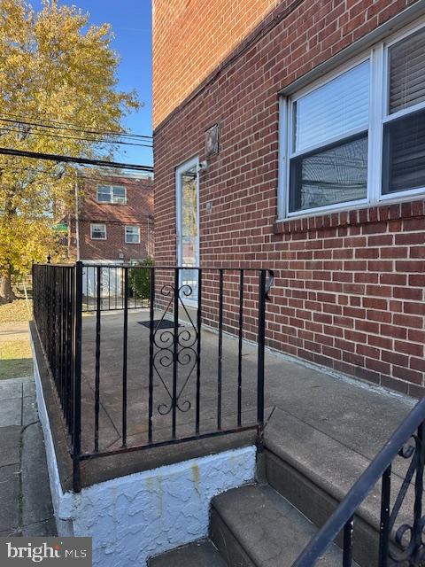 7404 Brous Ave Property Photo 2