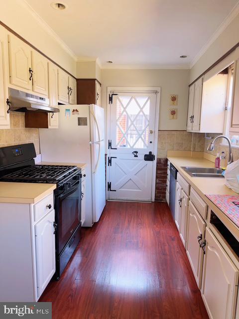 7404 Brous Ave Property Photo 8