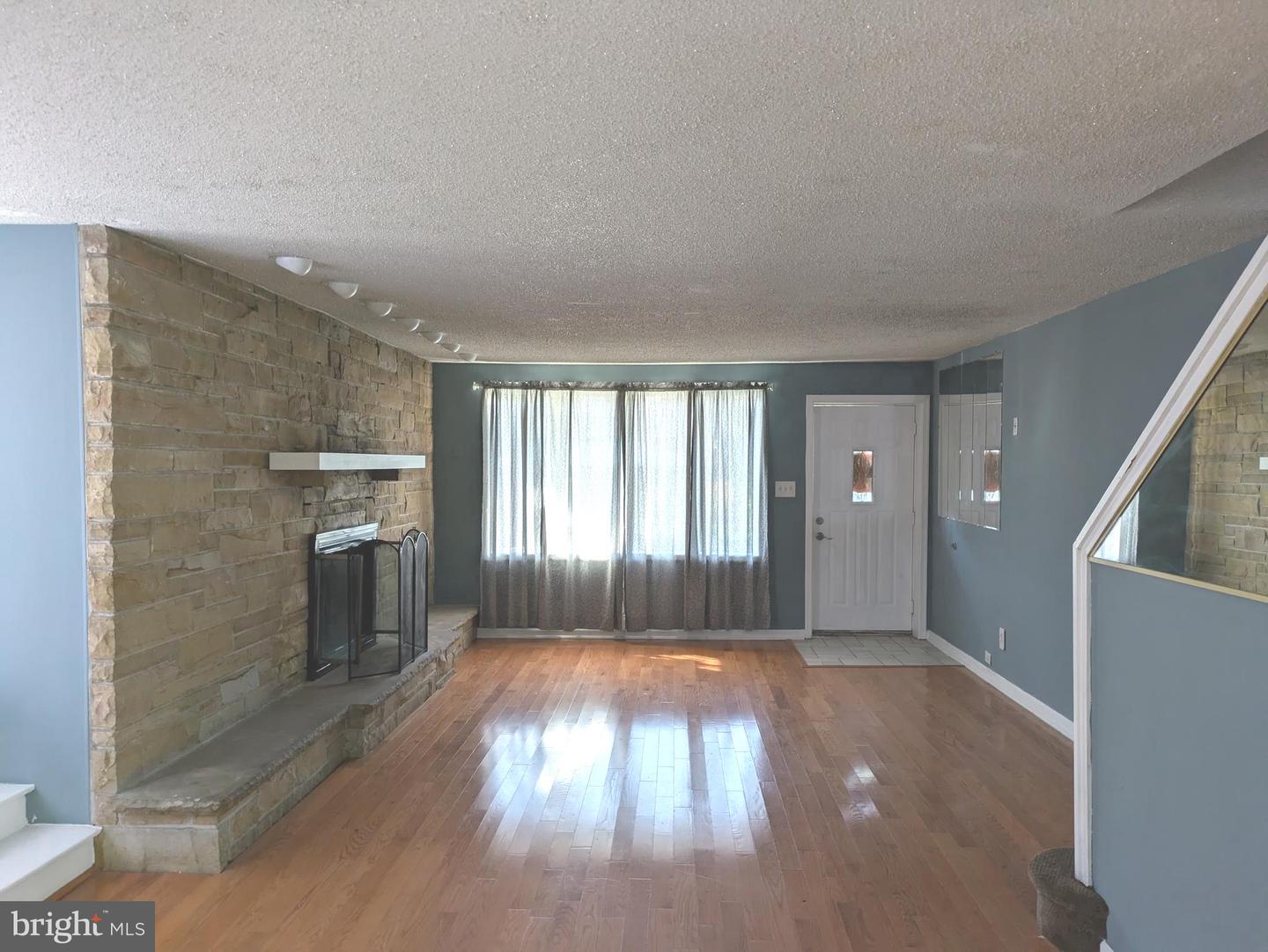 4517 Comly St Property Photo 7