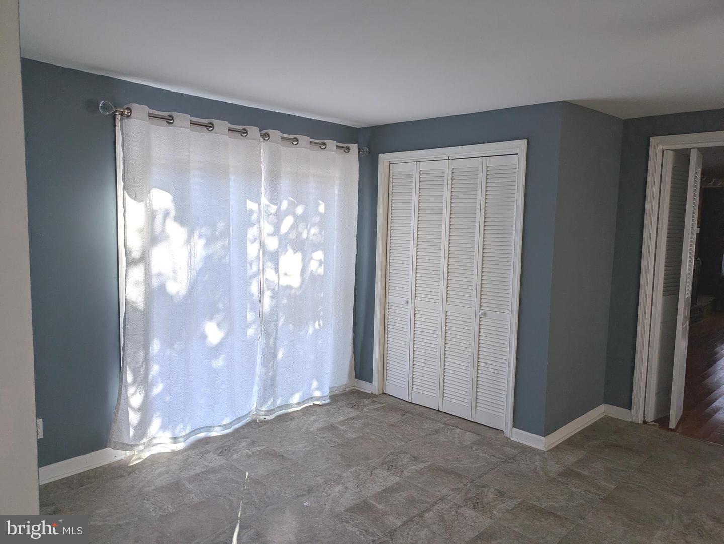 4517 Comly St Property Photo 8