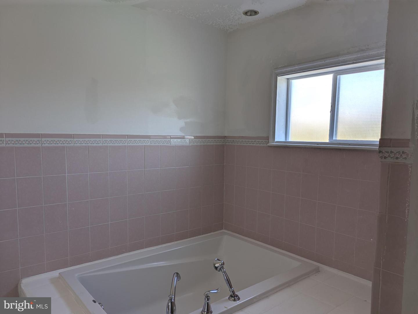 4517 Comly St Property Photo 16