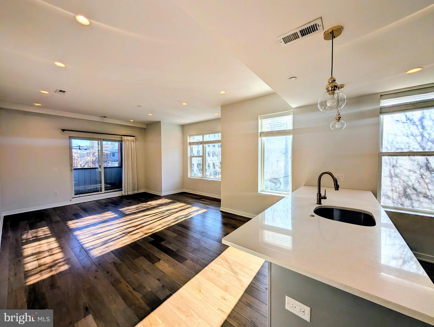 1500 N American St #a Property Photo 7