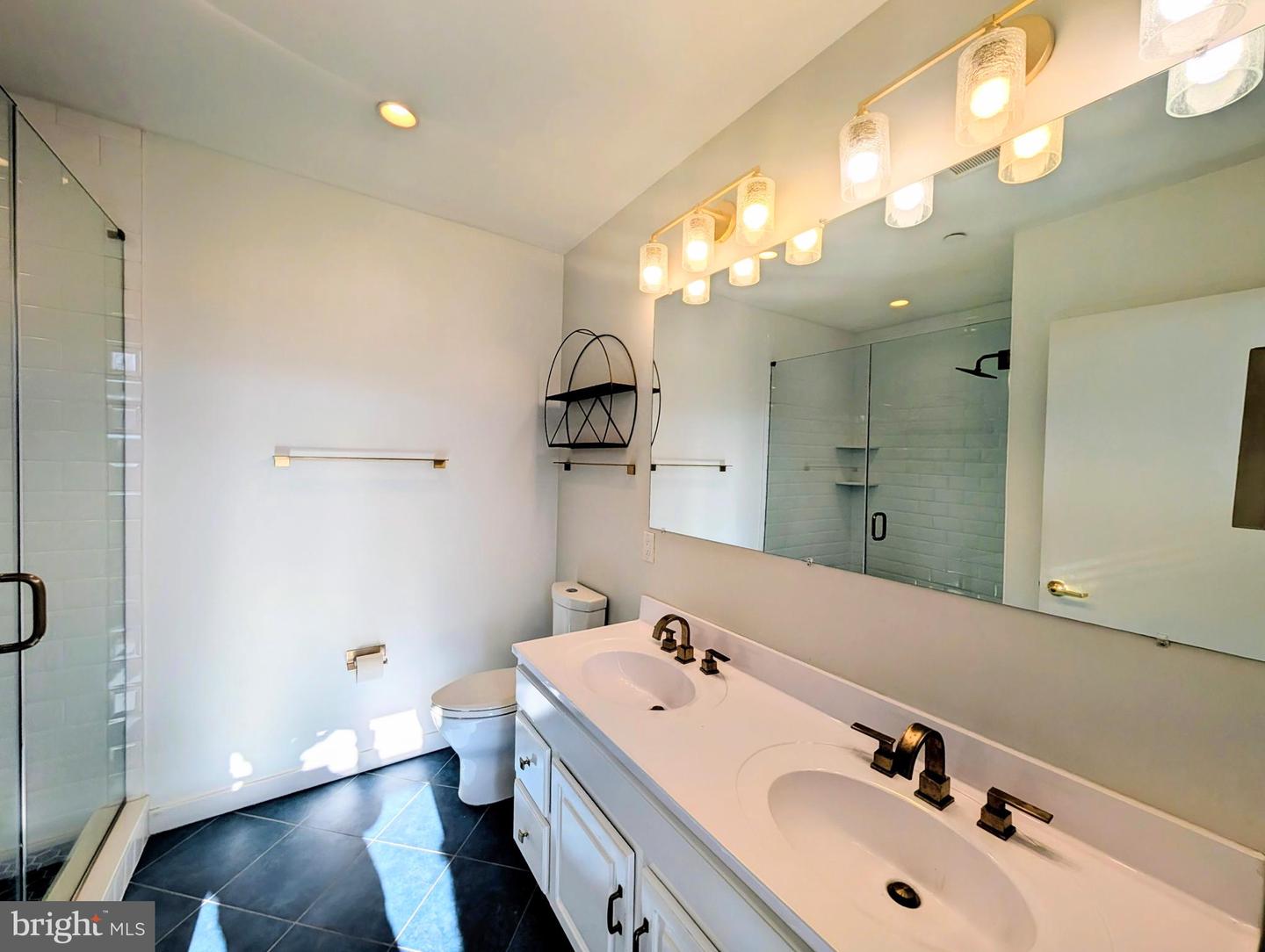 1500 N American St #a Property Photo 21