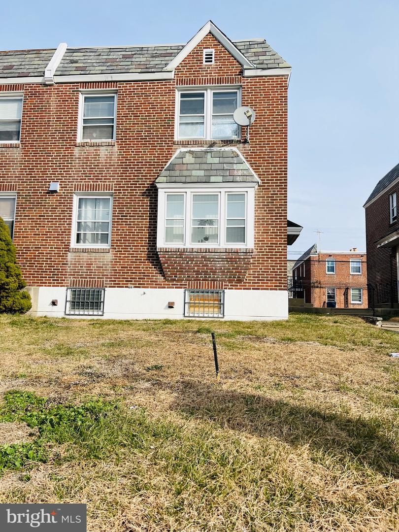 3019 Saint Vincent St Property Photo 1