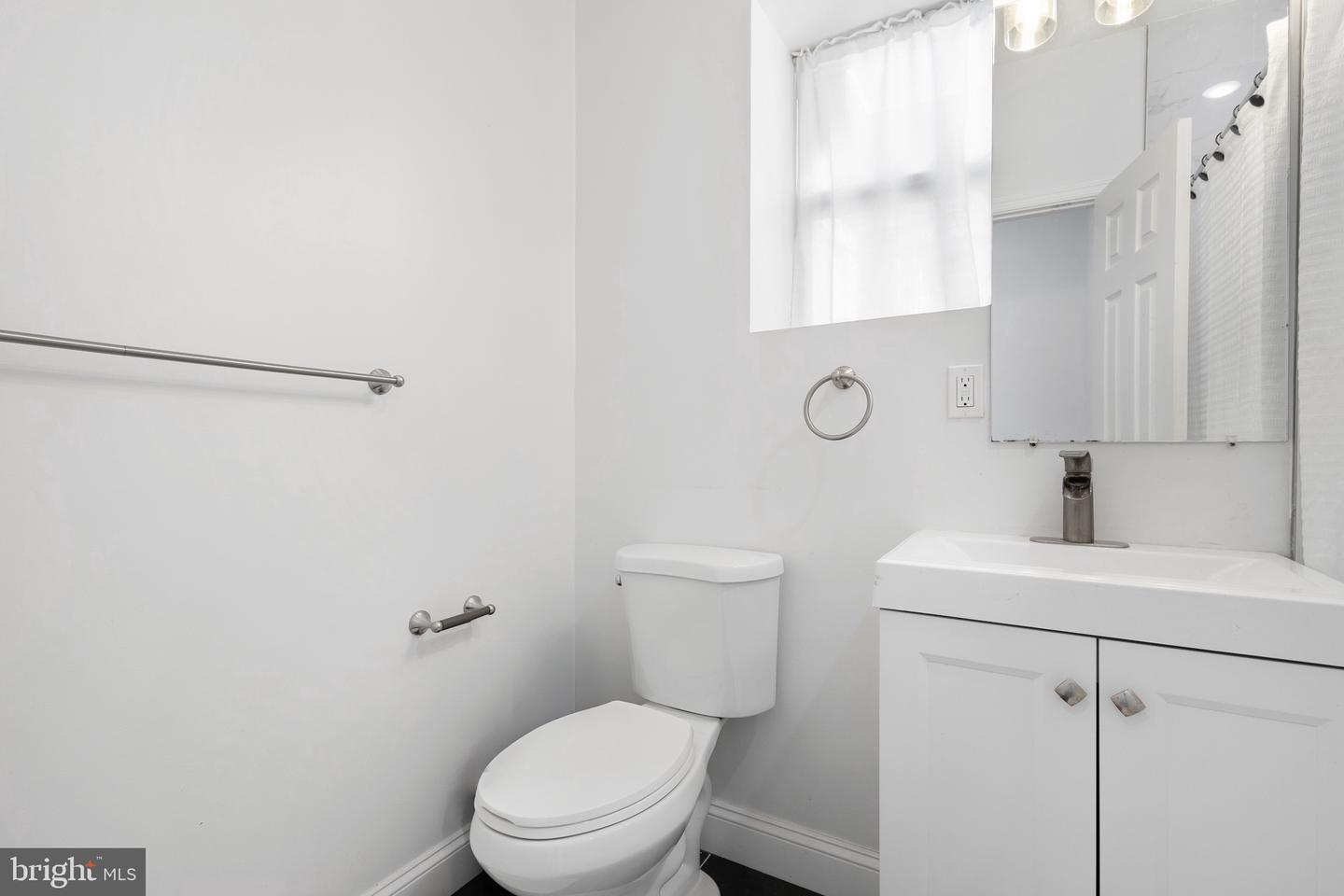 1424 S Vogdes St Property Photo 12