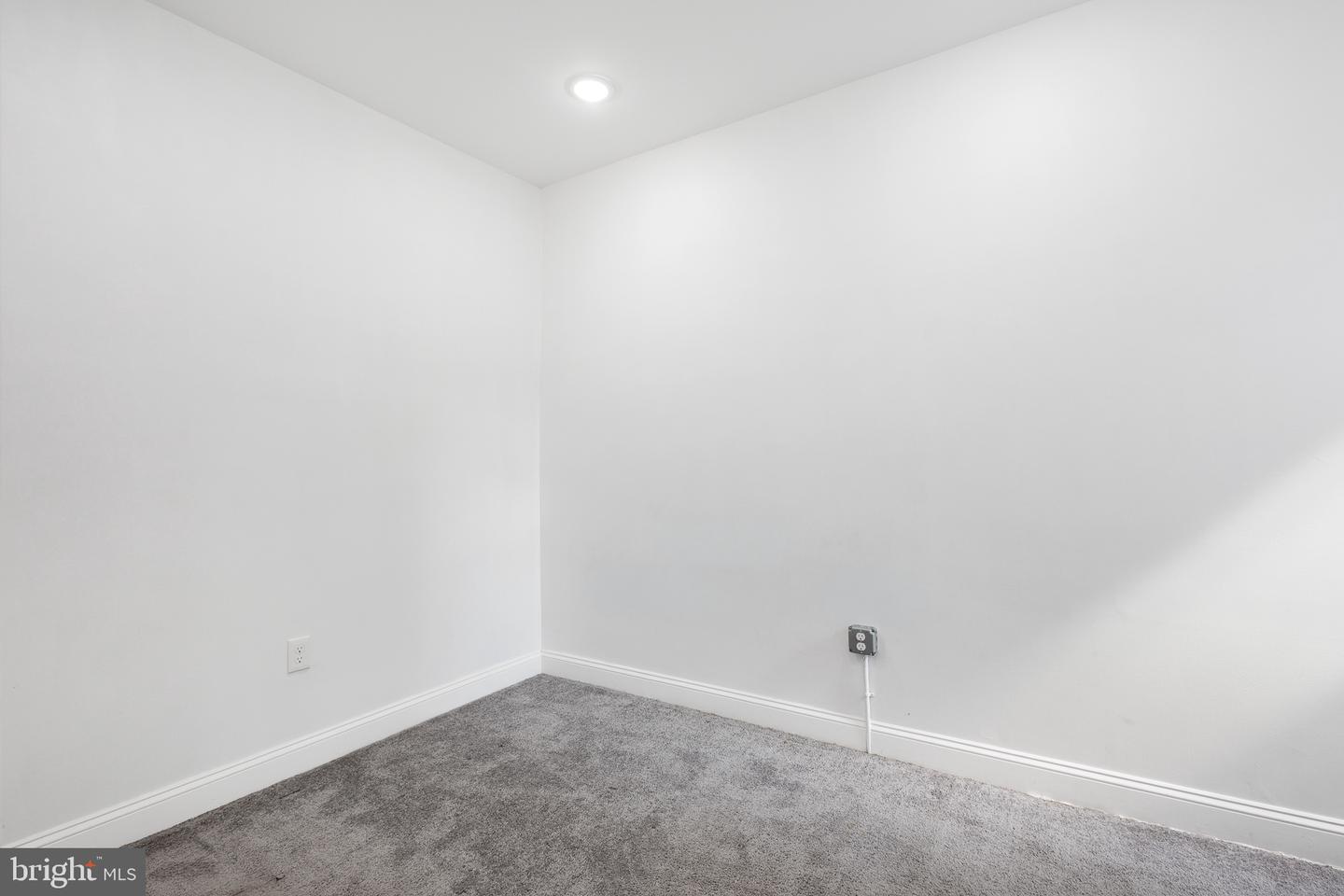 1424 S Vogdes St Property Photo 21