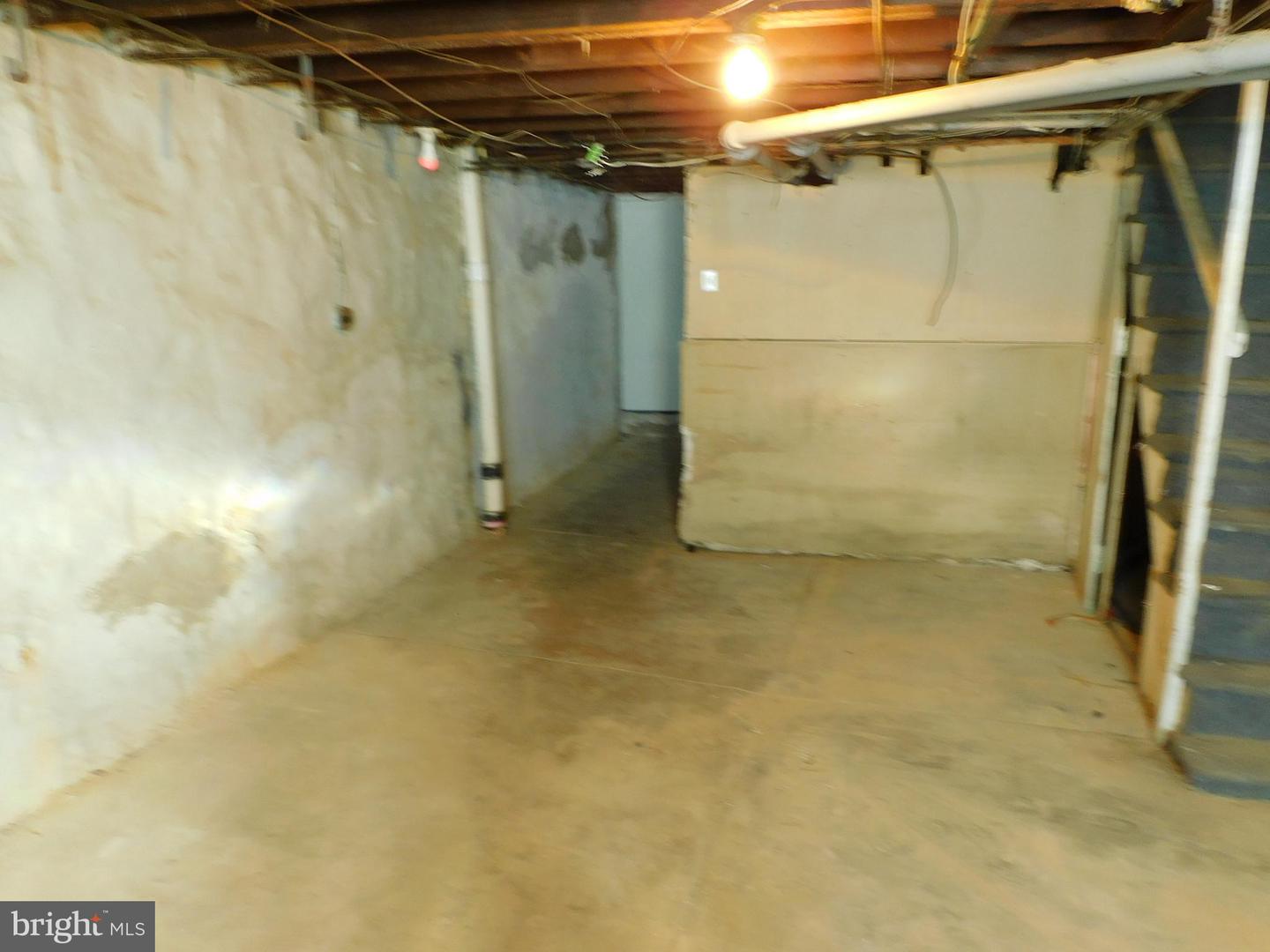 573 E Carver St Property Photo 20