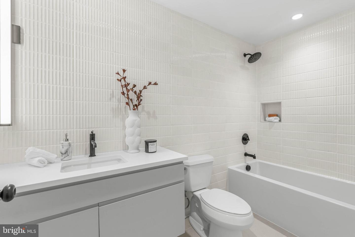 635 N 7th St #g3a Property Photo 14
