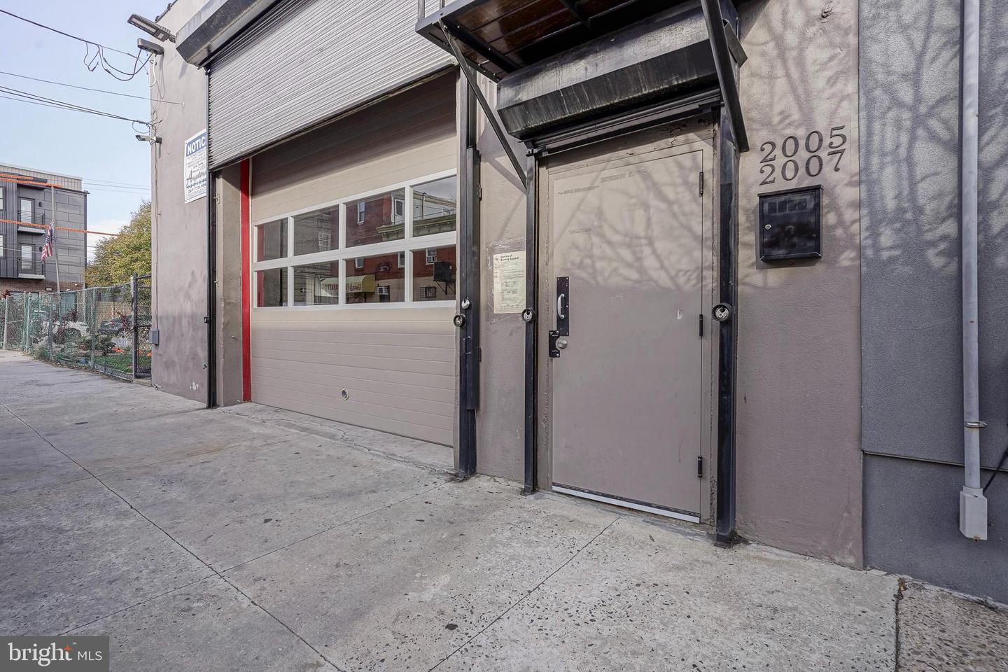 2005-7 E Sergeant St Property Photo 3