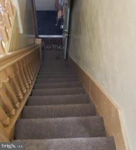 135 N Wilton St Property Photo 6