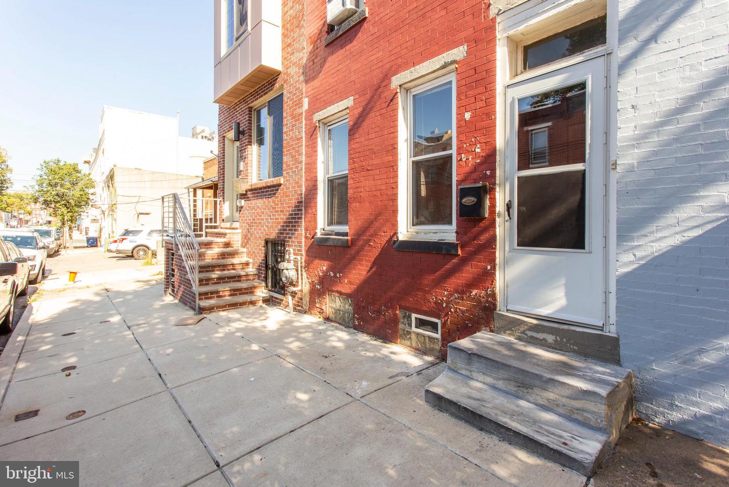 3911 Warren St Property Photo 5
