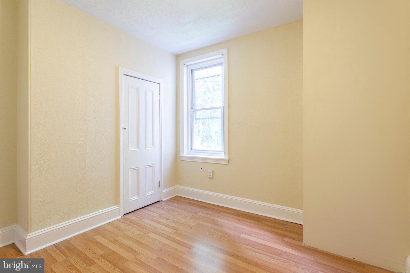 3911 Warren St Property Photo 18