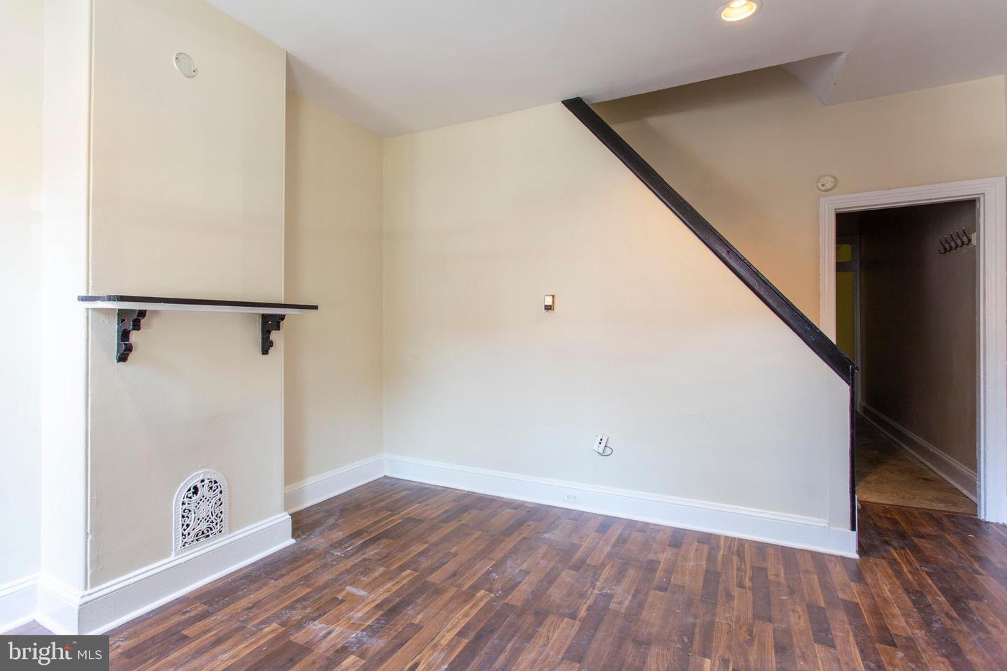 3911 Warren St Property Photo 29