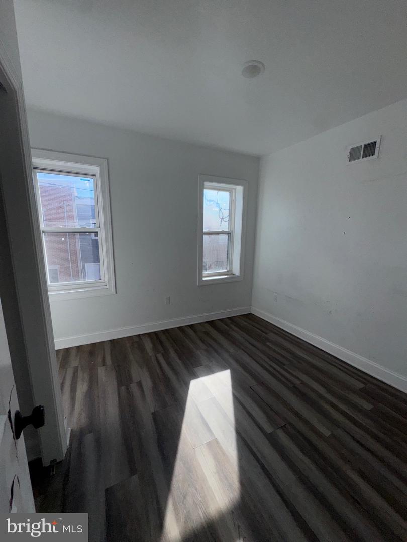 3727 Melon St Property Photo 8