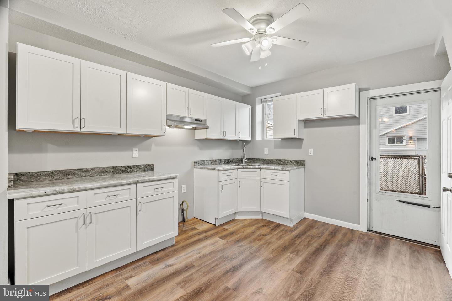 3083 Witte St Property Photo 5