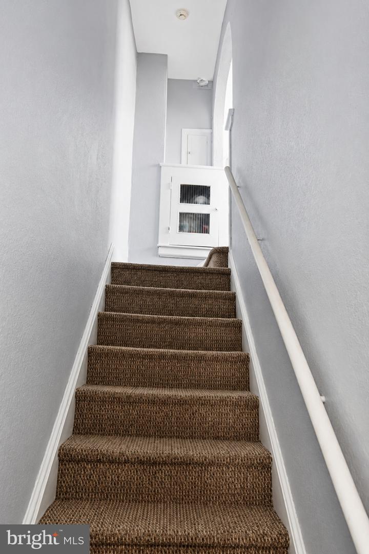 2747 S 7th St Property Photo 9