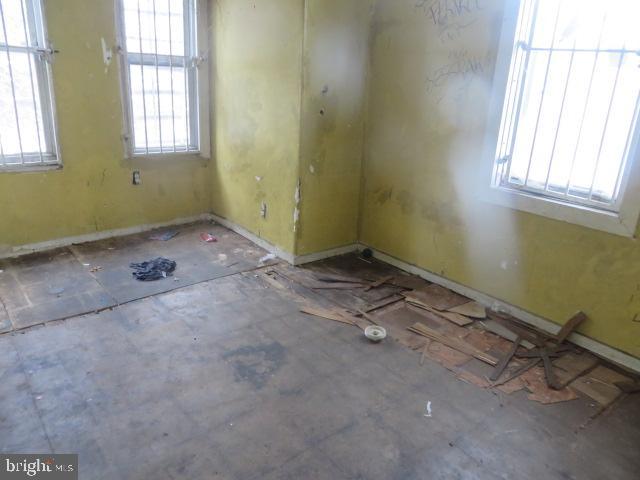 3058-60 N 5th St Property Photo 6