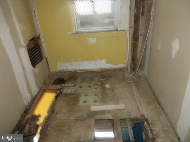 3058-60 N 5th St Property Photo 7
