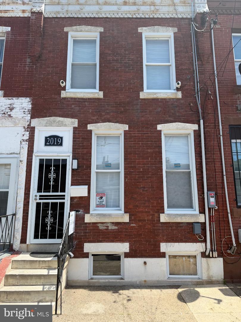 2019 E Elkhart St Property Photo 6