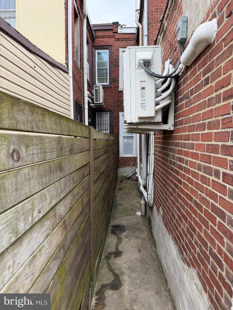 2019 E Elkhart St Property Photo 9