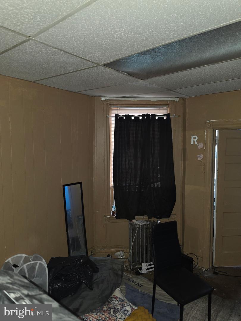 910 S 58th St Property Photo 10