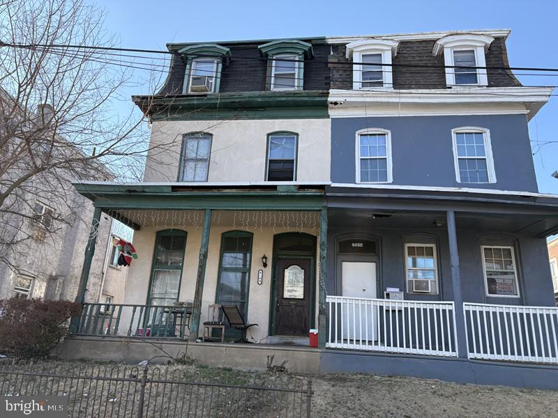 4660 PENN ST Property Photo 1