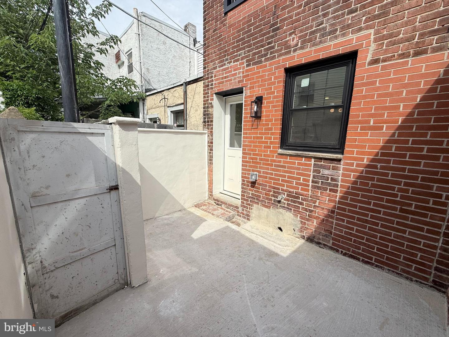 1138 S Clifton St Property Photo 7