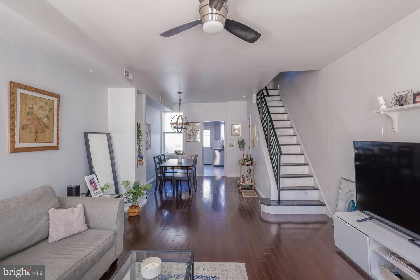 3123 Agate St Property Photo 2