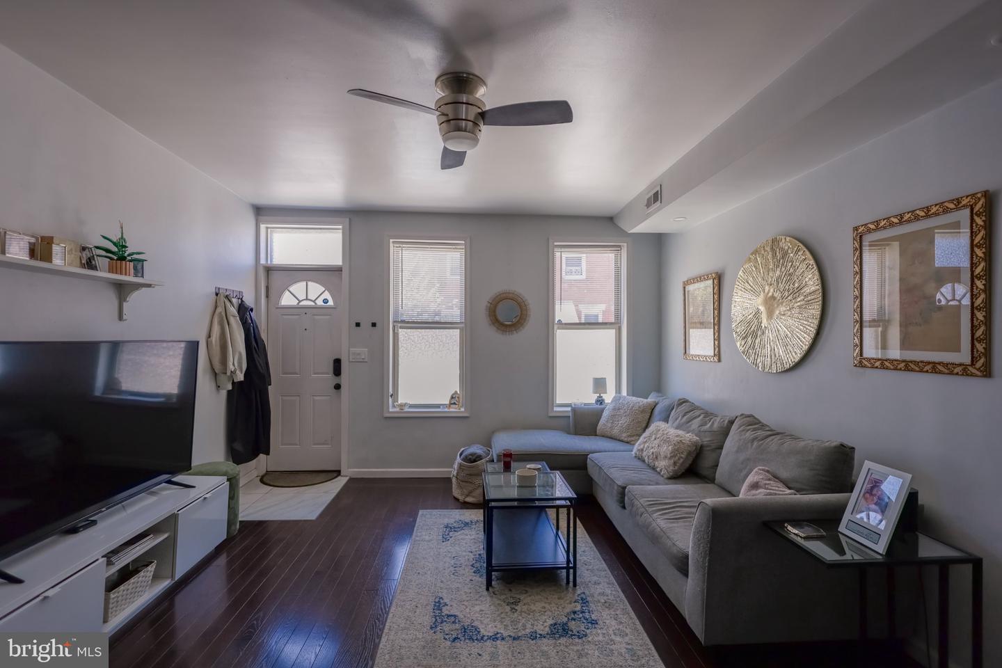 3123 Agate St Property Photo 5