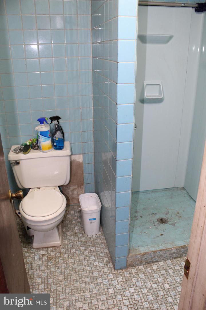 5112 Umbria St Property Photo 11