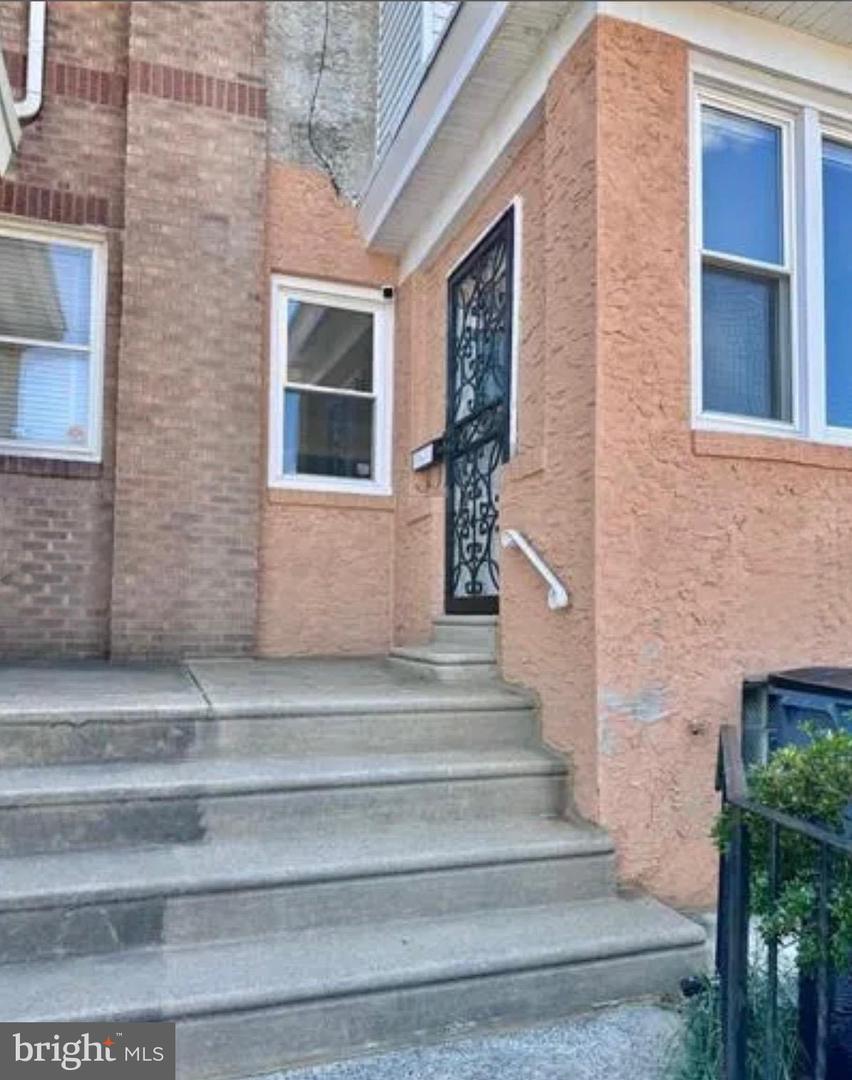 7725 Walker St Property Photo 2