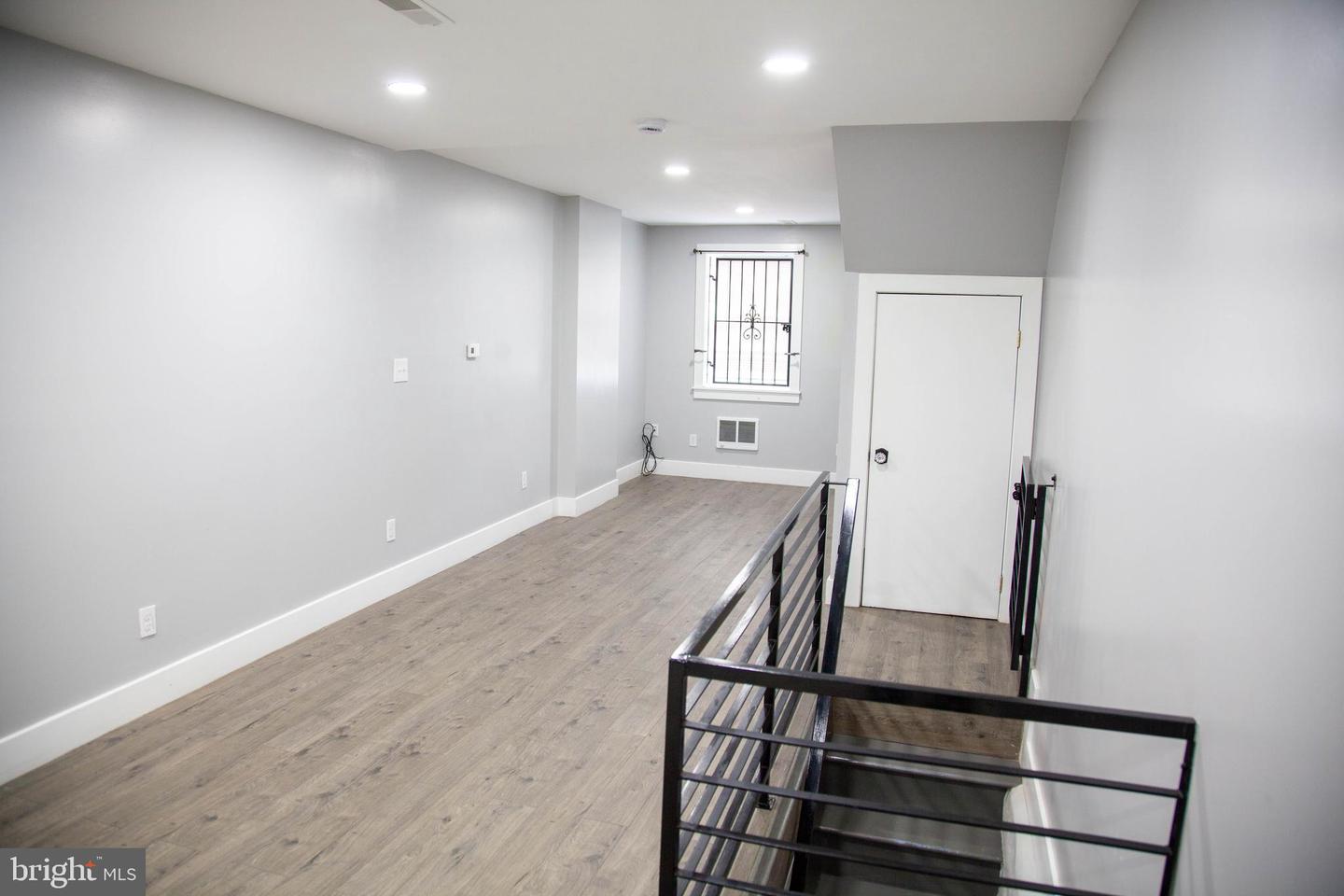 2548 N Lee St Property Photo 10