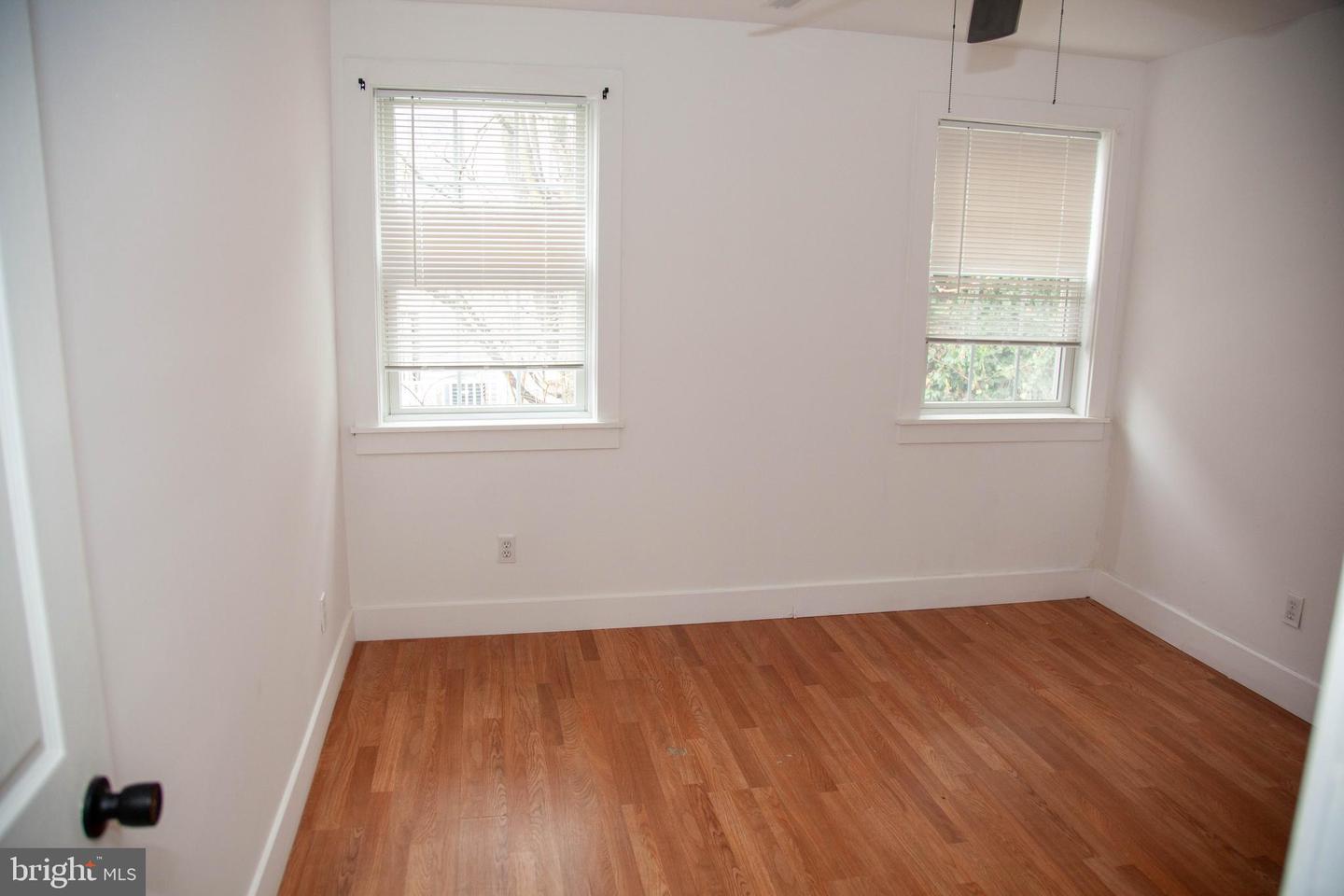 2548 N Lee St Property Photo 19