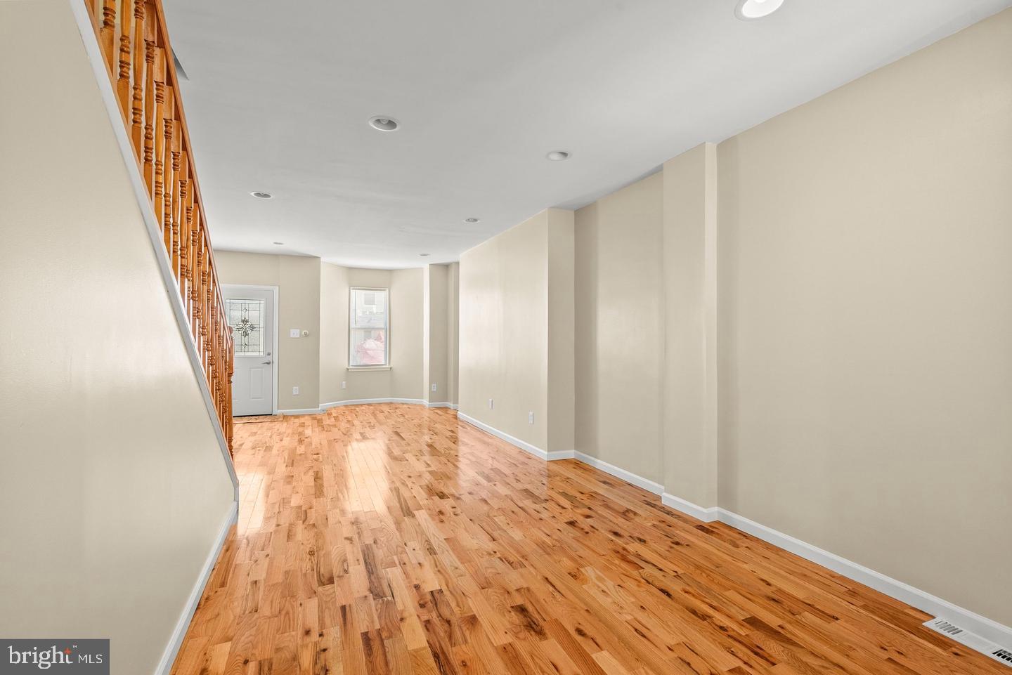 2512 N Marshall St Property Photo 7