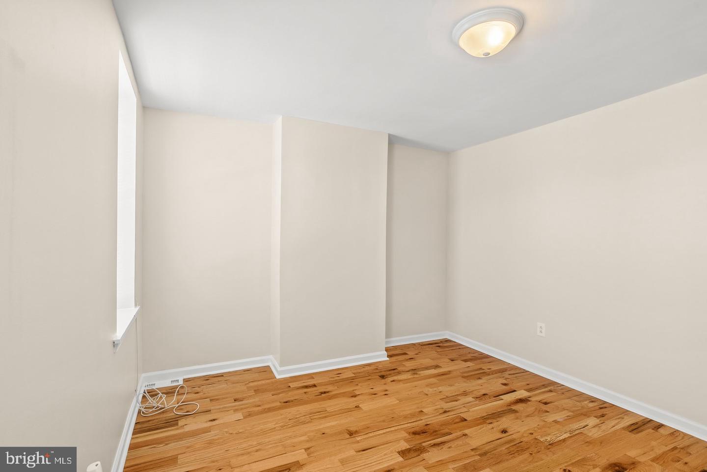 2512 N Marshall St Property Photo 19