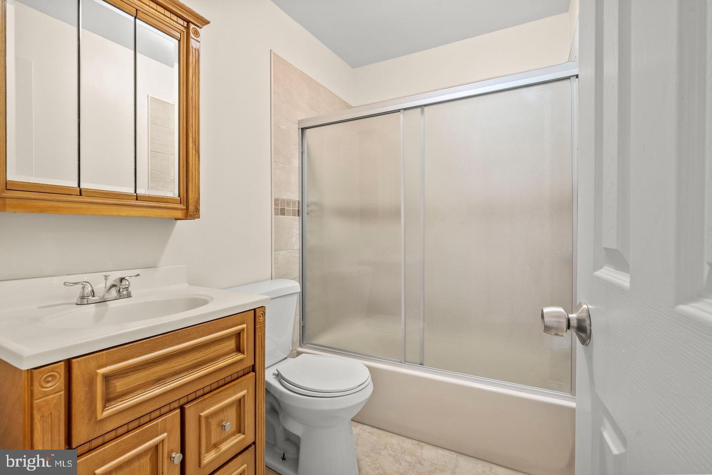 2512 N Marshall St Property Photo 20