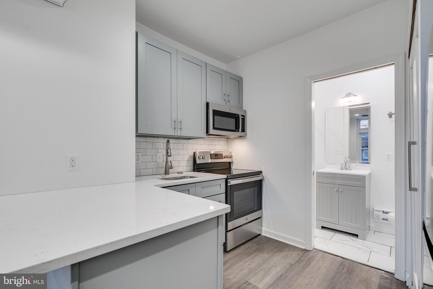 4216 Westminster Ave Property Photo 6