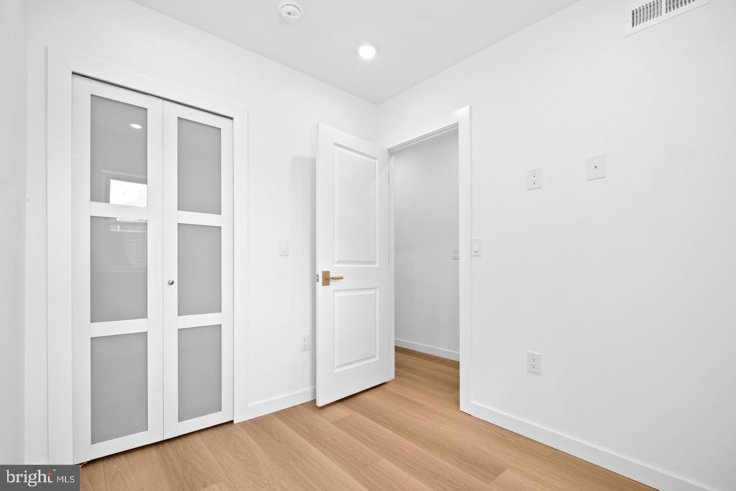 2215 N Mutter St Property Photo 22