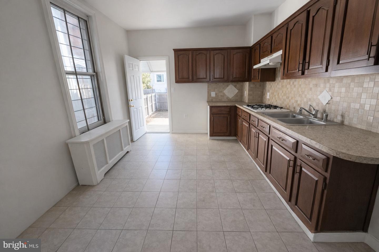 3435 B St Property Photo 7